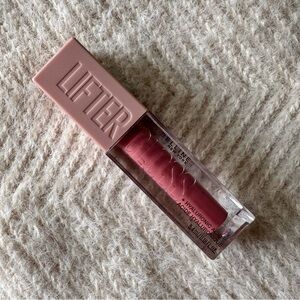 Maybelline Lifter Gloss in shade 6 Reef